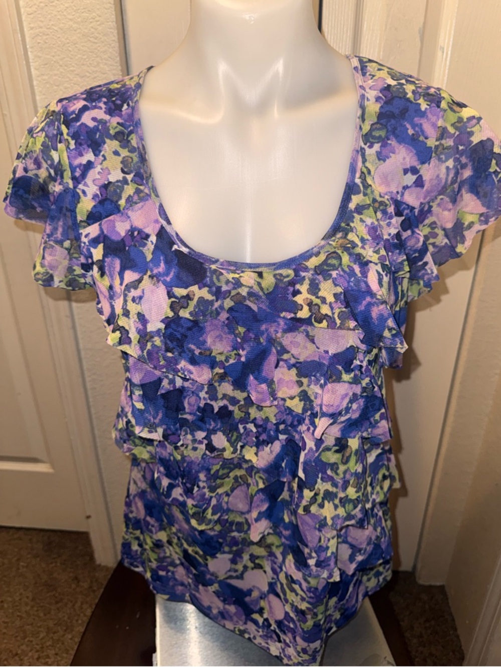 Apt. 9 Purple Floral Ruffle Scoop Neck Top
